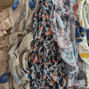 Scarf destash